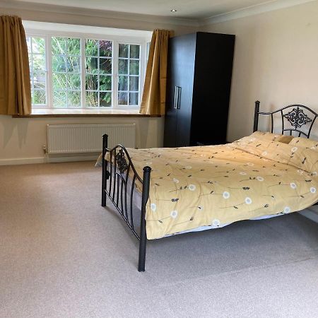 Апартаменты 9 Chudleigh Close Бедфорд Экстерьер фото