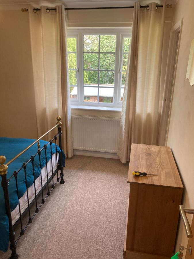 Апартаменты 9 Chudleigh Close Бедфорд Экстерьер фото
