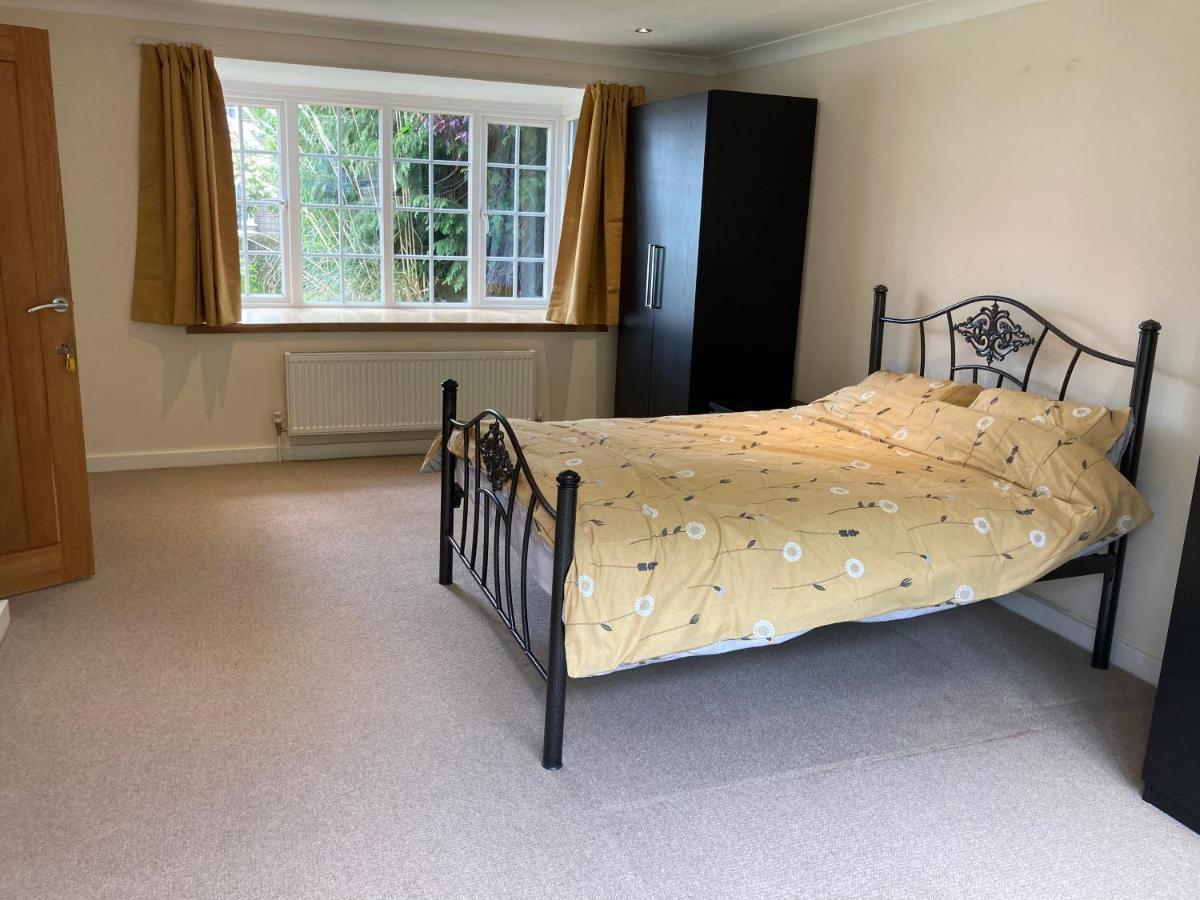 Апартаменты 9 Chudleigh Close Бедфорд Экстерьер фото